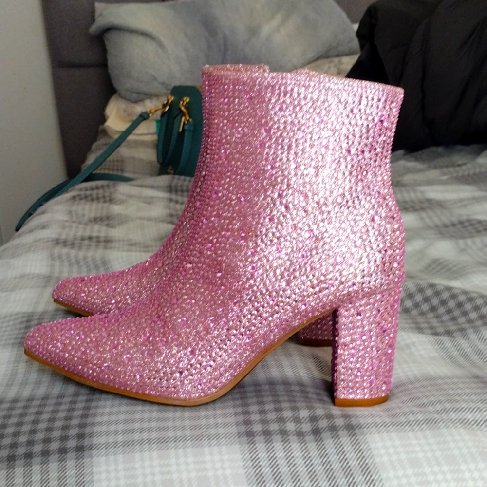 Gorgeous rhinestone boots size 7
